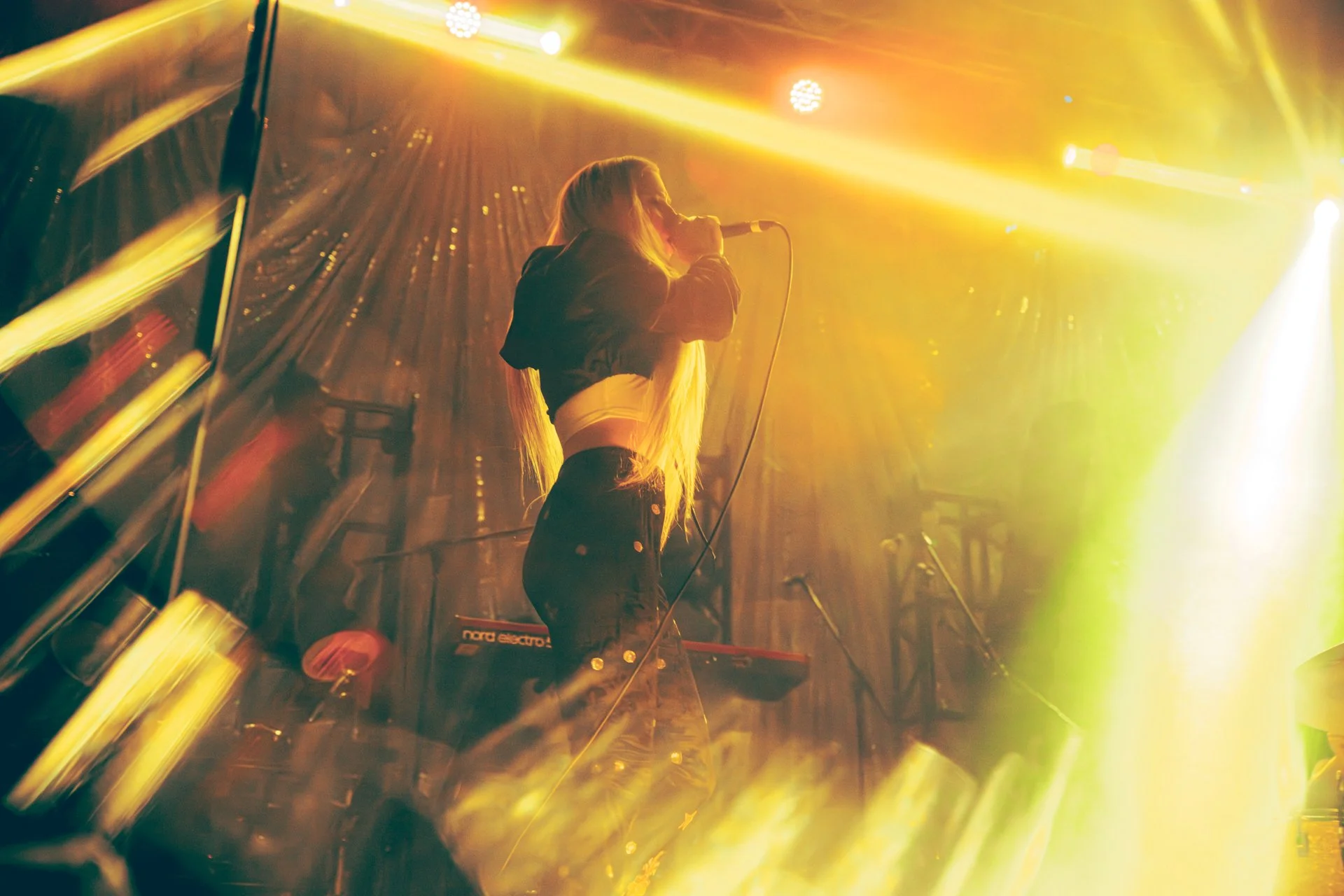 Legs Electric04.jpg