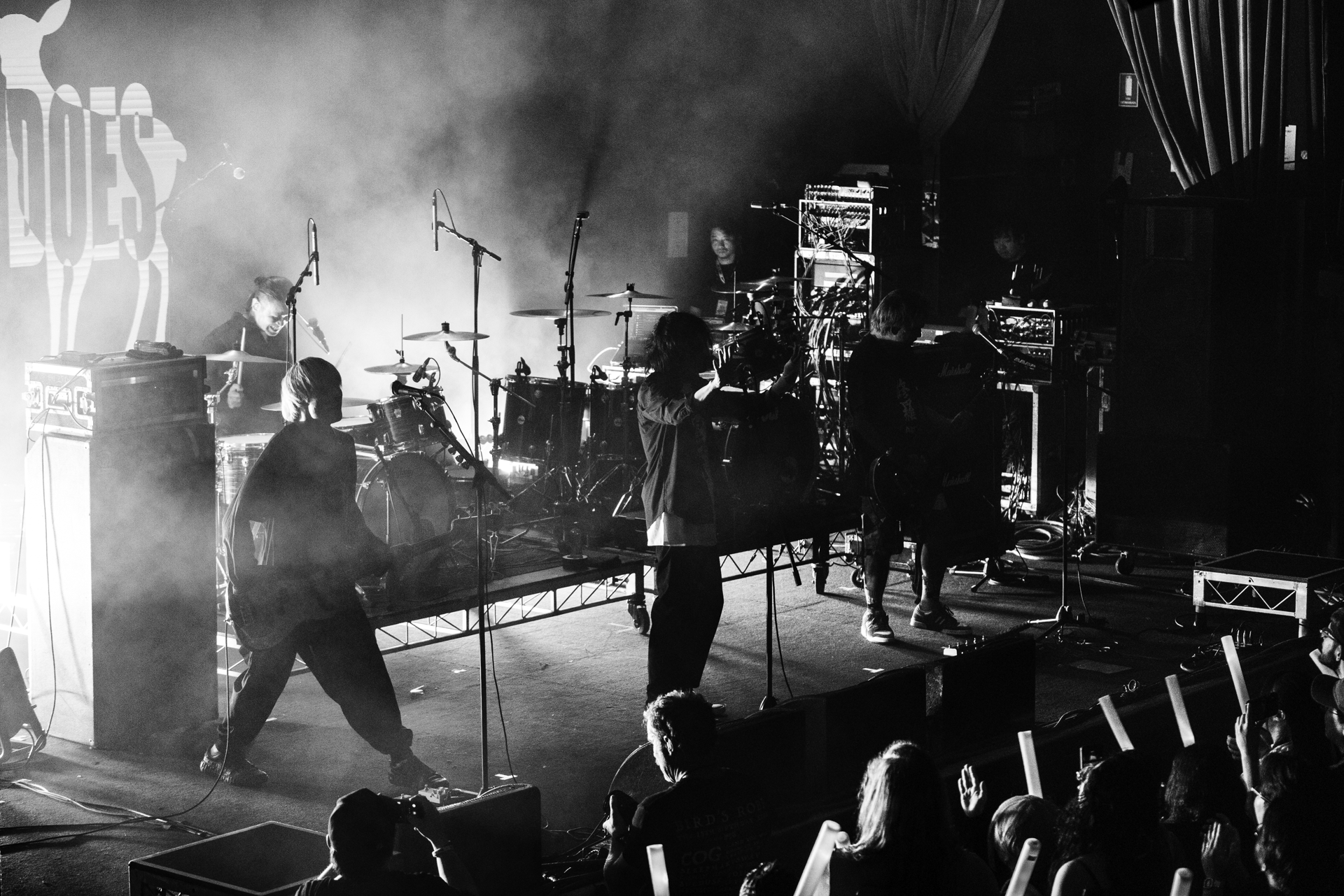 DOES @ Metro Theatre, Sydney-16.png