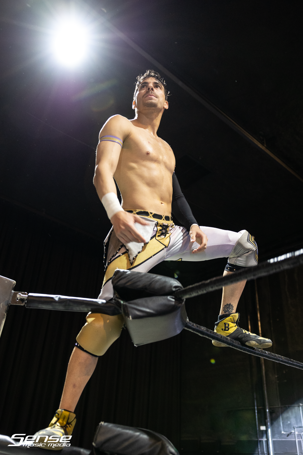 WRESTLING - Eaton's Hill-15.png