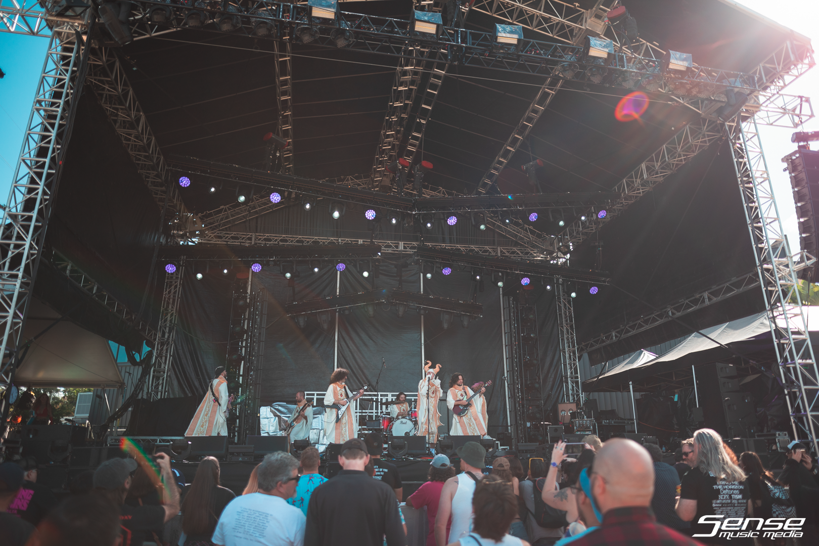 BATTLESNAKE - Eaton's Hill-12.png