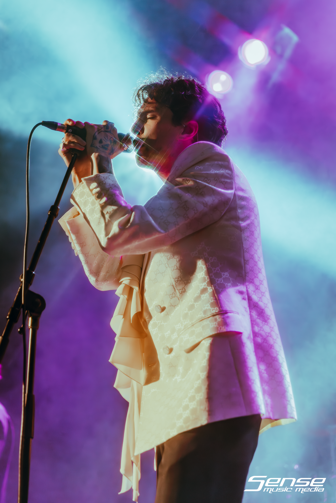 STEPHEN SANCHEZ - METRO - ADRIANNE_SMM-10.png