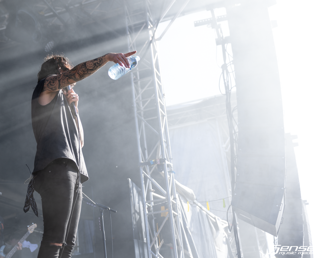SLEEPING WITH SIRENS - Good Things-8.png