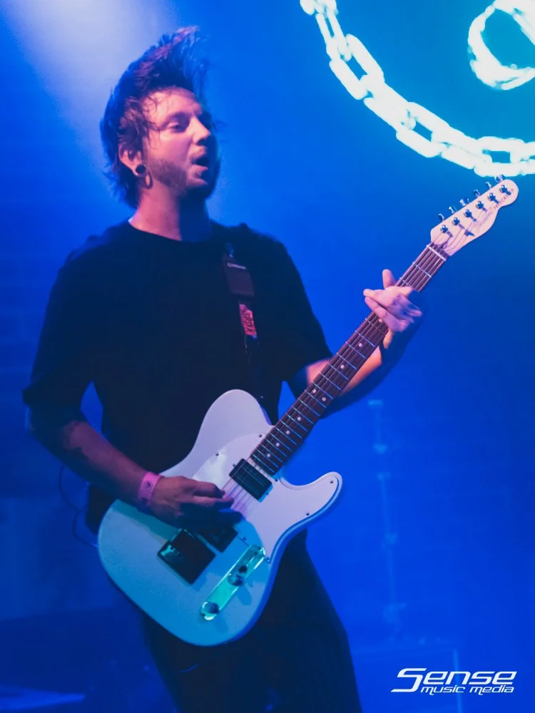 Alt-8.jpg
