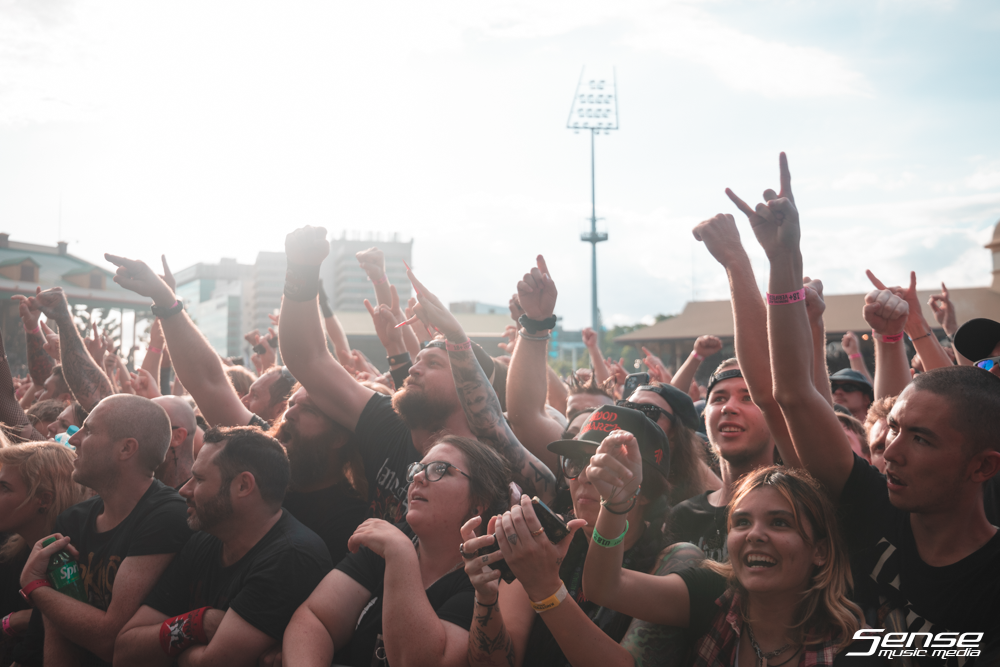 Amon Amarth - KNOTFEST-23.png