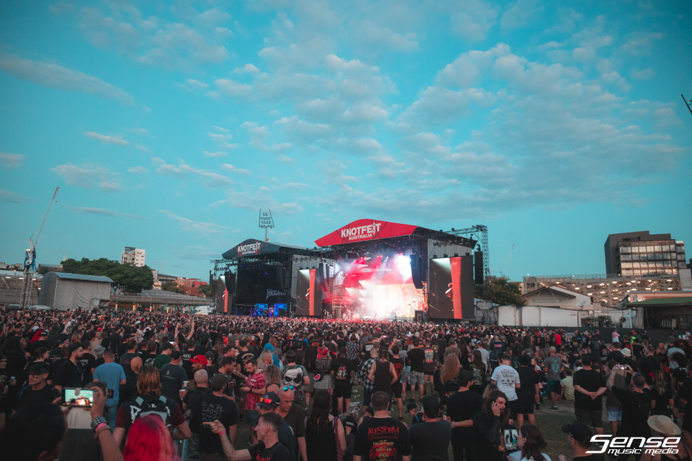 Trivium - KNOTFEST-23.png