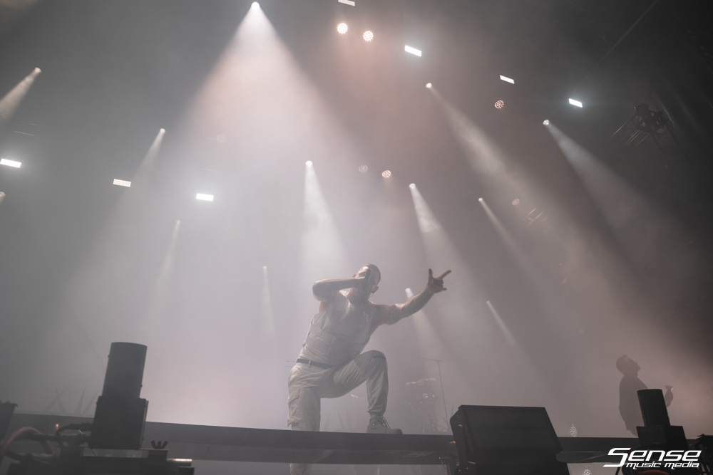 Parkway Drive - KNOTFEST-9.png