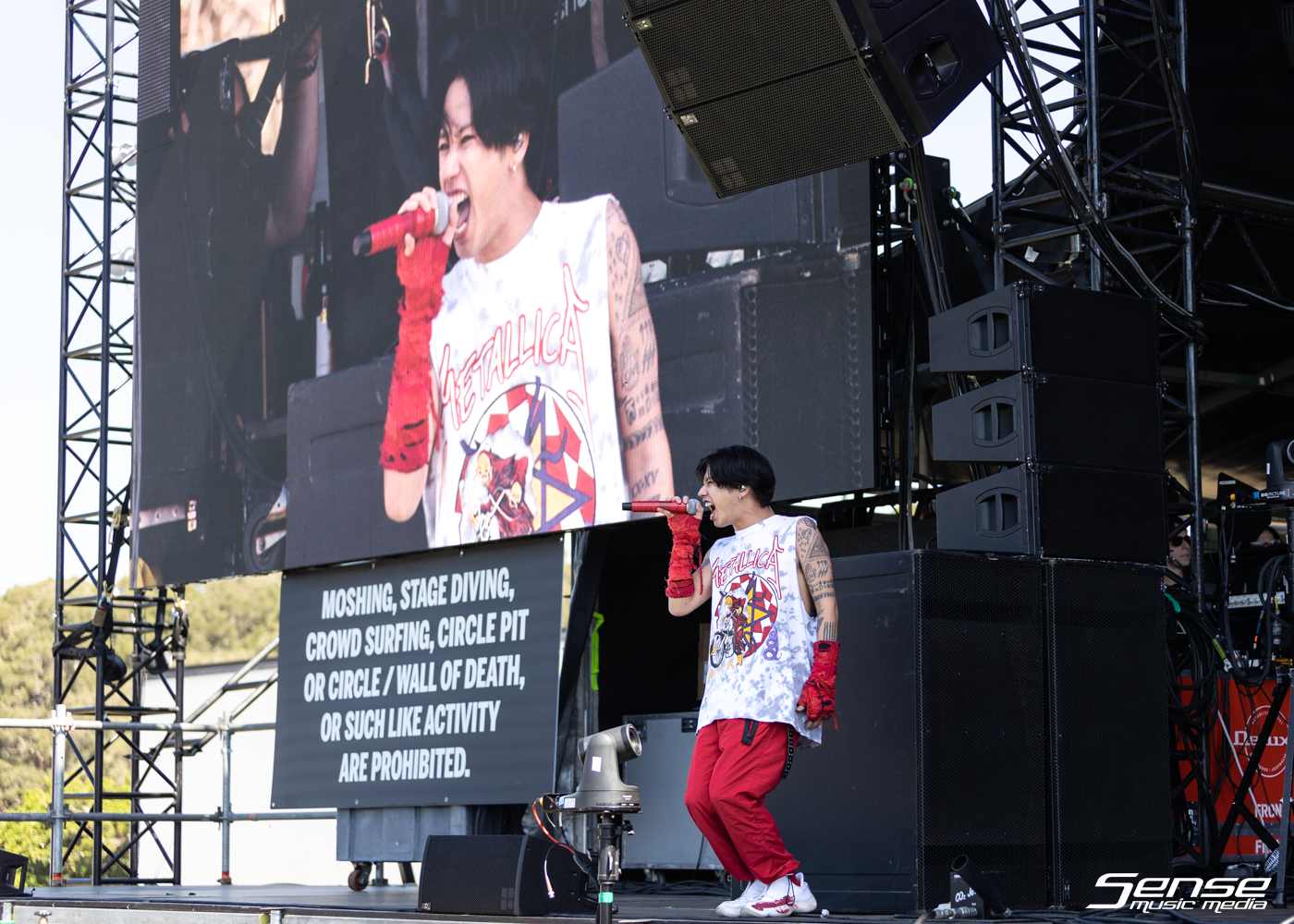 ONE OK ROCK - Good Things-3-2.png
