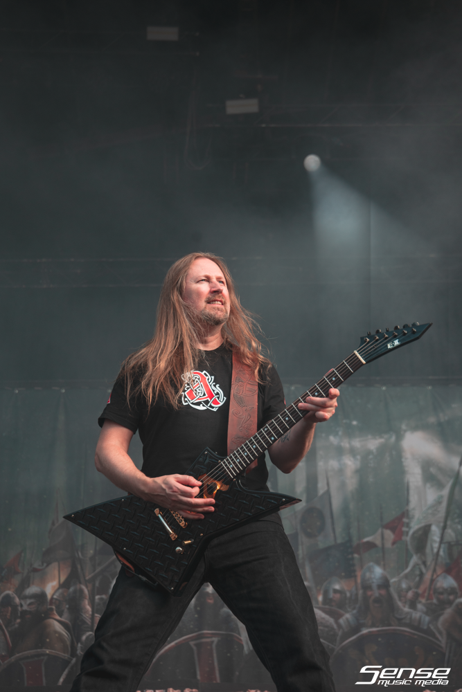 Amon Amarth - KNOTFEST-8.png