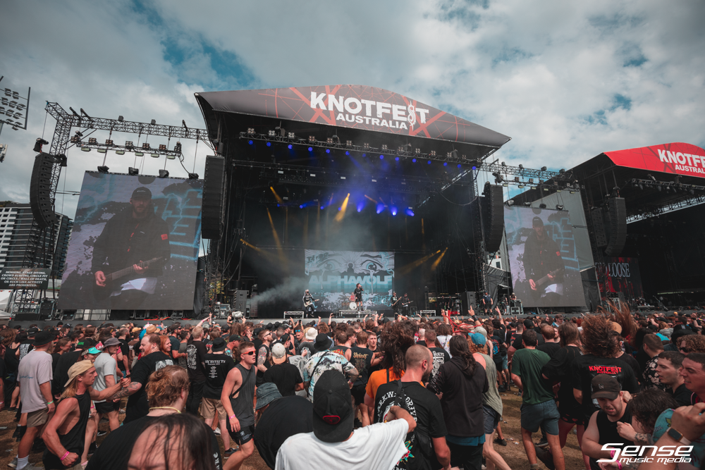 Alpha Wolf - KNOTFEST-45.png