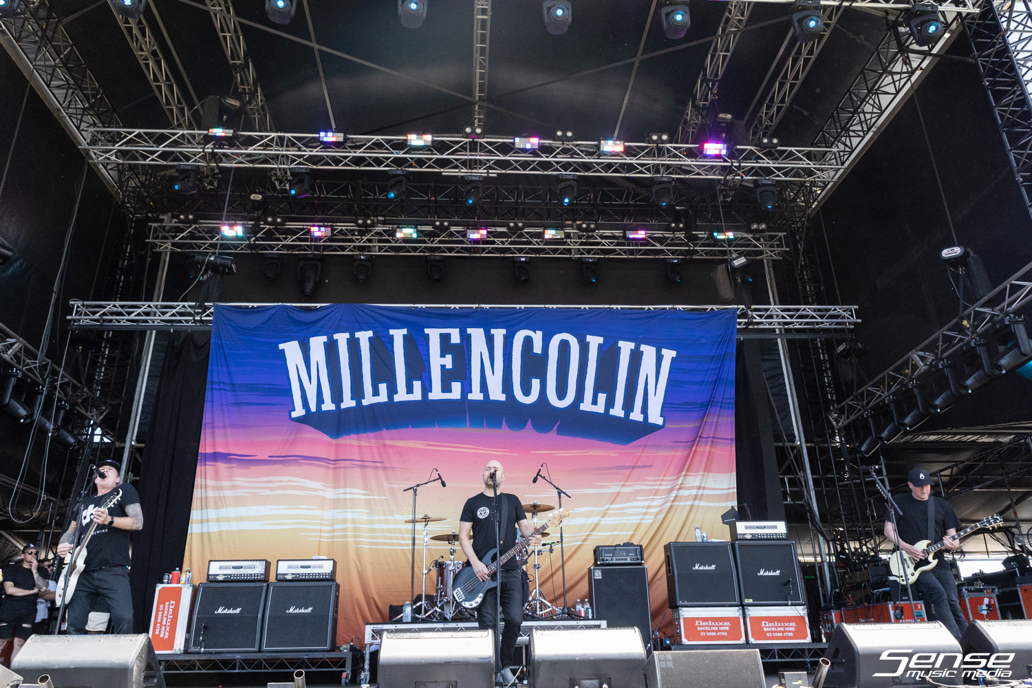 MILLENCOLLIN - Good Things-5.png