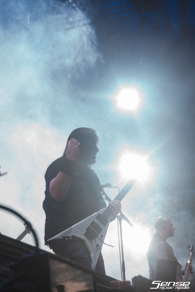 Trivium - KNOTFEST-22.png