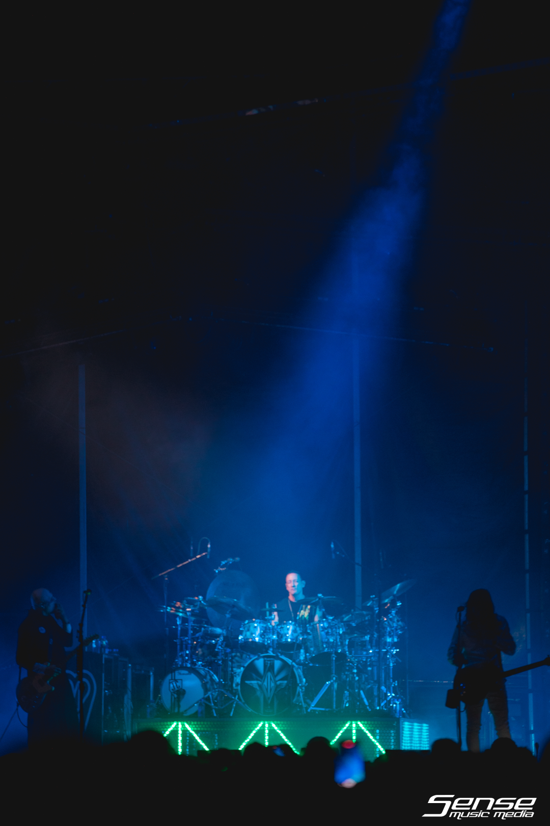 THE SMASHING PUMPKINS - Eaton's Hill-13.png