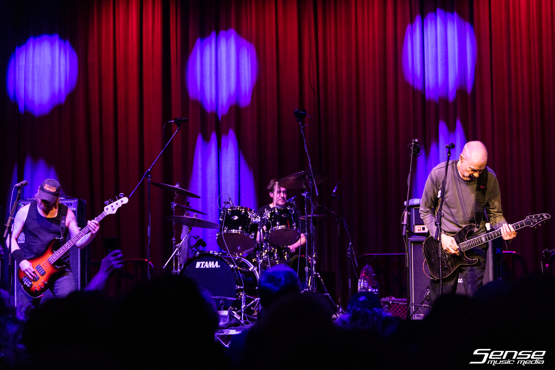 HELMET - Roundhouse, Sydney-12.png