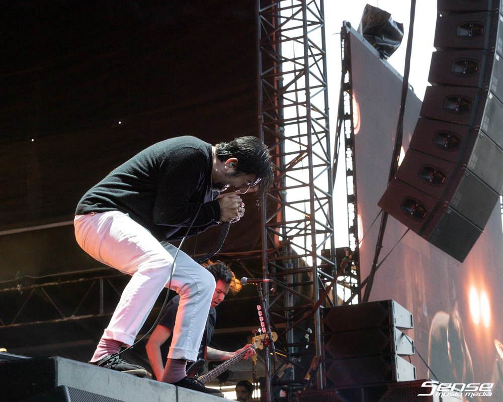 DEFTONES - Good Things-13.png