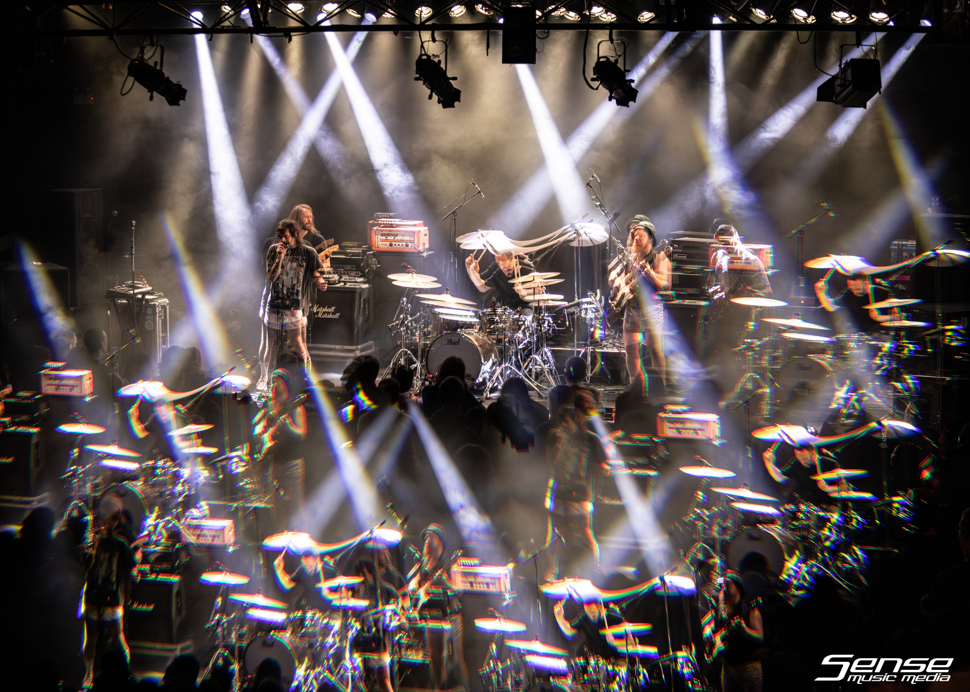 CLOSURE IN MOSCOW - Metro Theatre 2023-Web-30.png