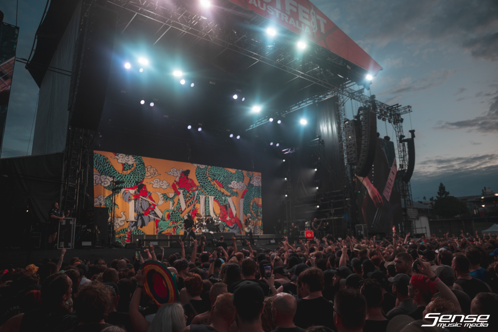 Trivium - KNOTFEST-15.png