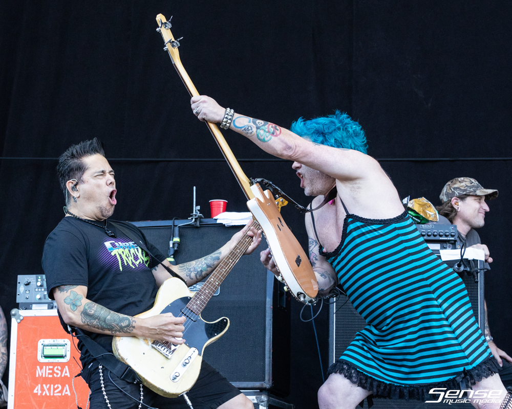 NOFX - Good Things-6.png