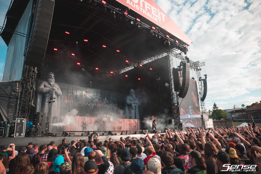 Amon Amarth - KNOTFEST-18.png