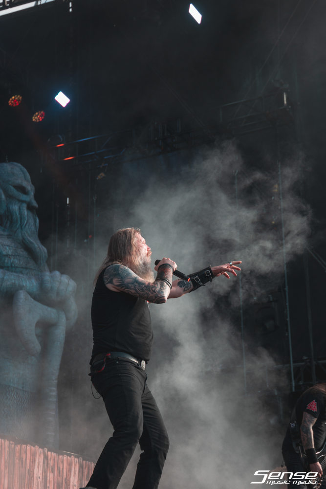 Amon Amarth - KNOTFEST-13.png