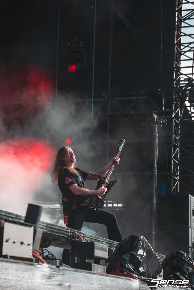 Amon Amarth - KNOTFEST-17.png