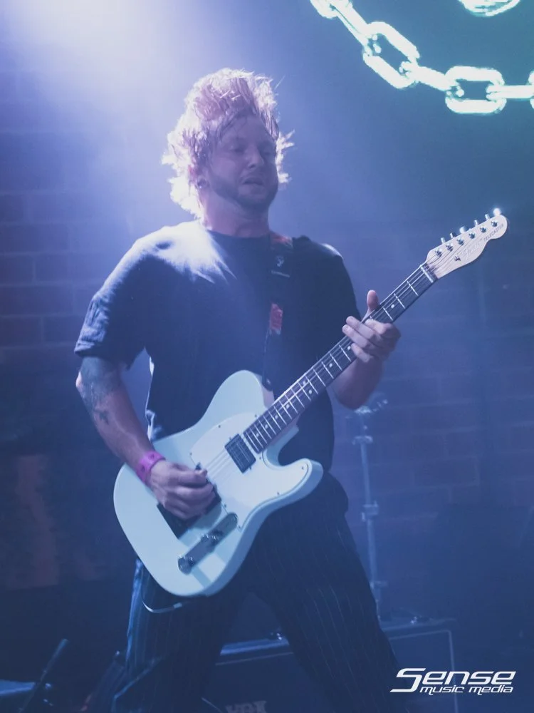 Alt-10.jpg
