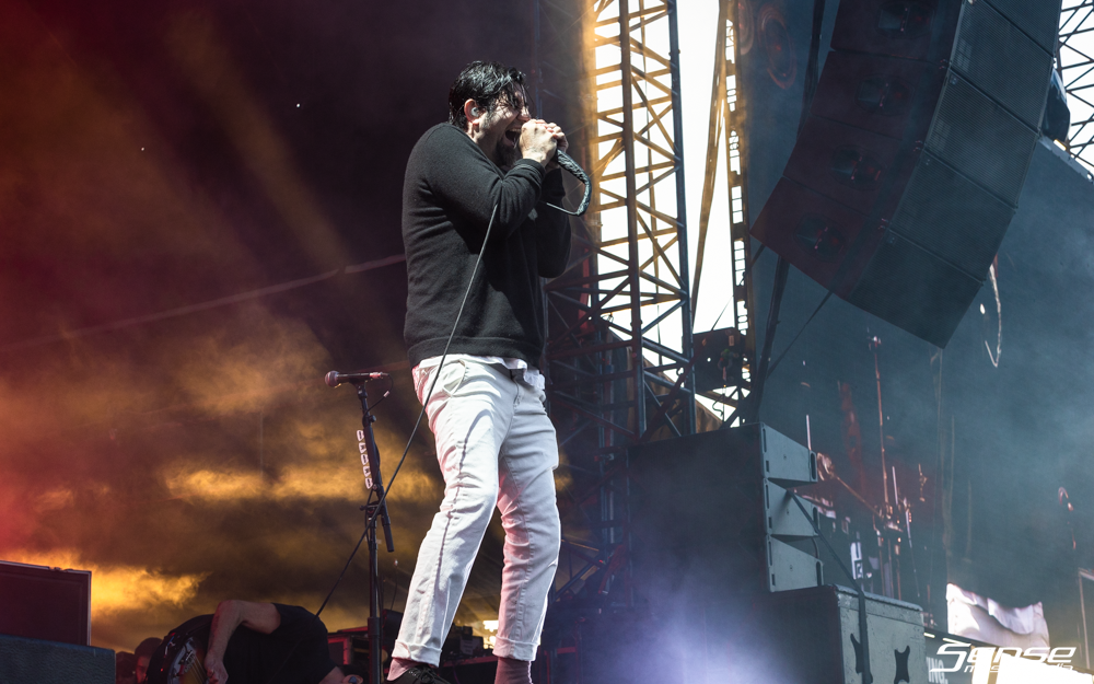 DEFTONES - Good Things-14.png