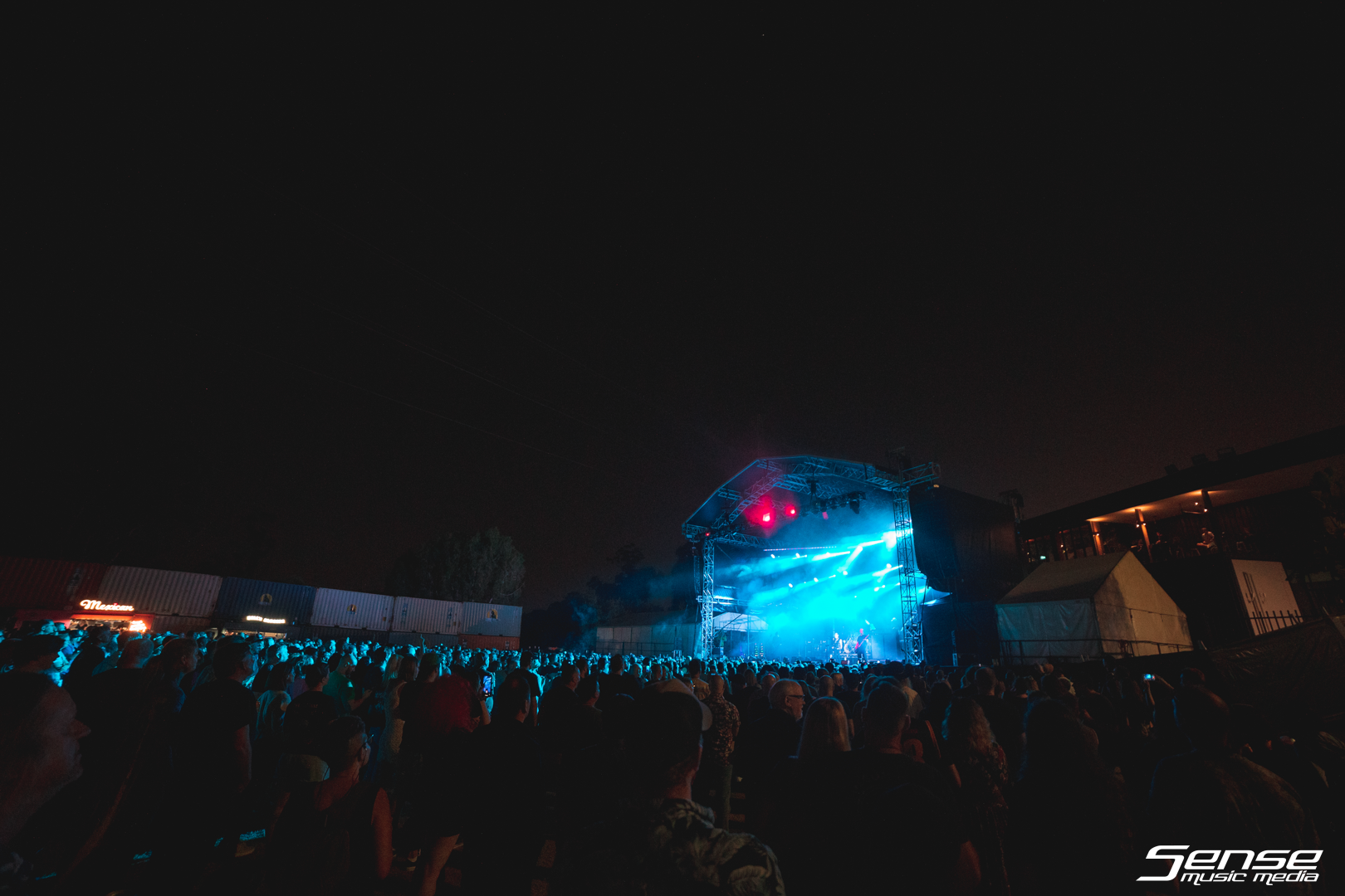 JANE'S ADDICTION - Eaton's Hill-22.png