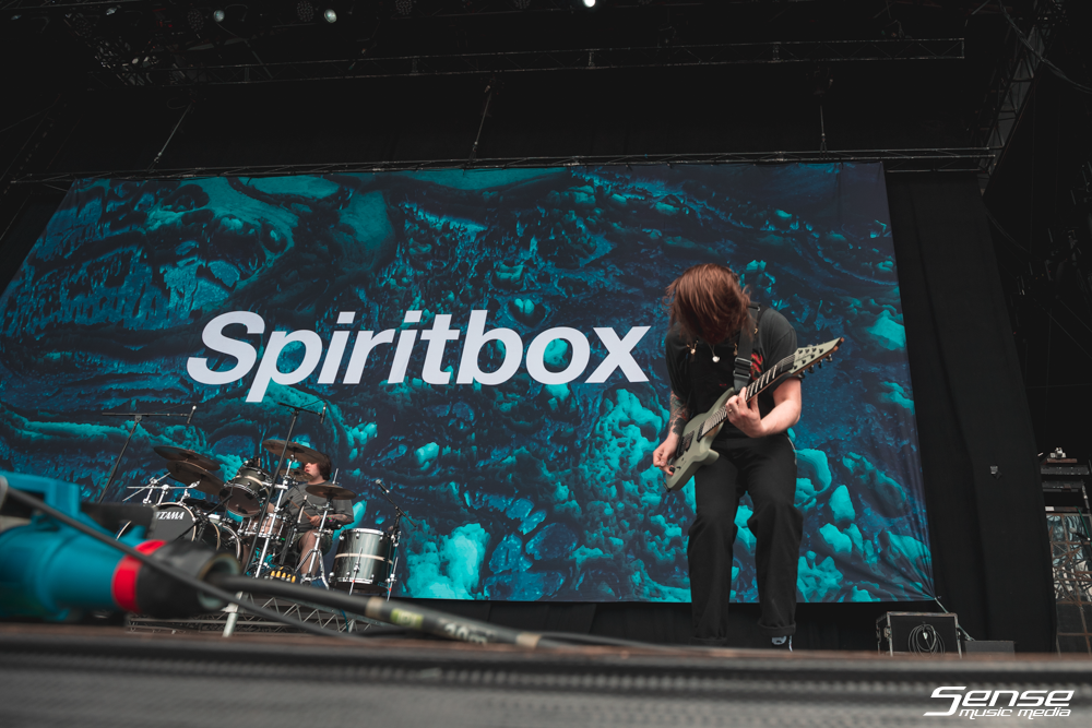Spiritbox - KNOTFEST-17.png