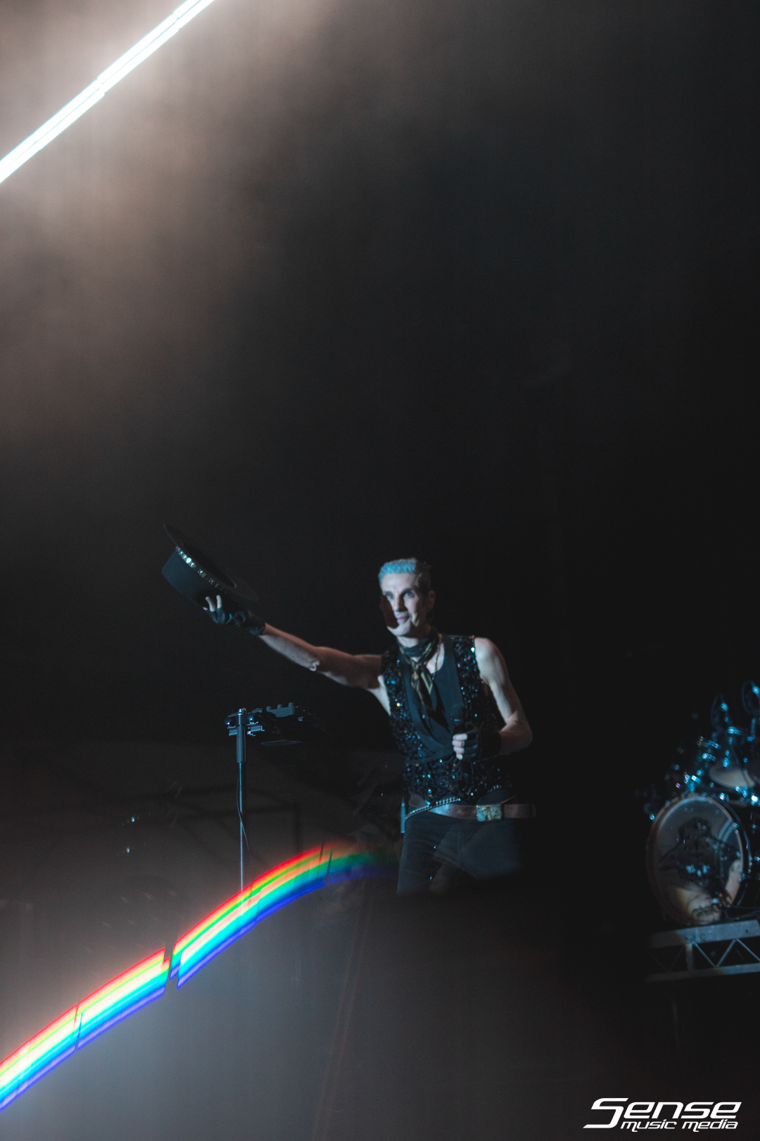 JANE'S ADDICTION - Eaton's Hill-11.png