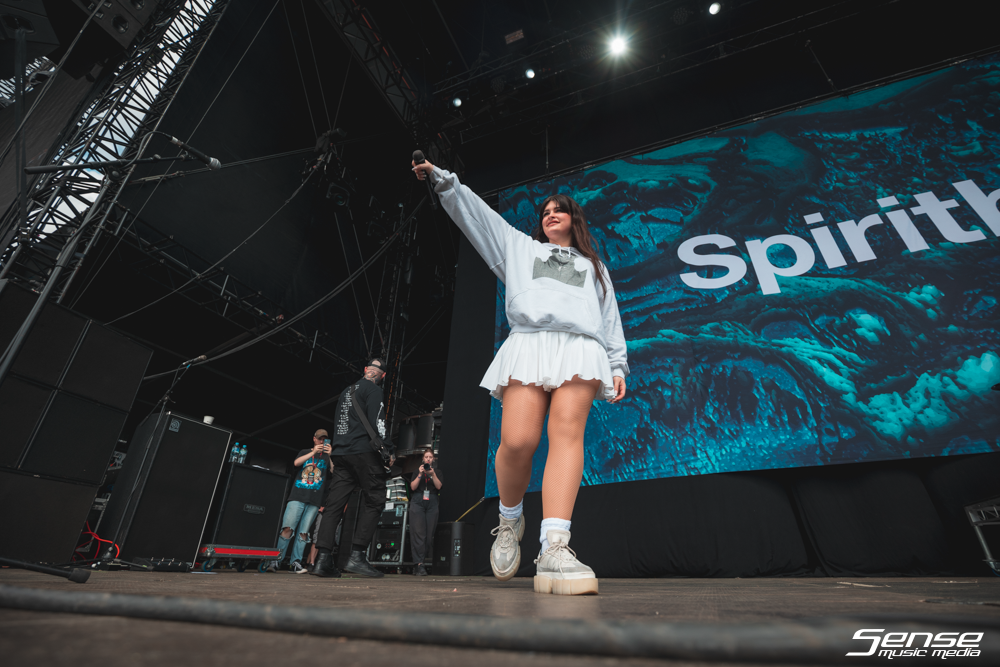 Spiritbox - KNOTFEST-3.png