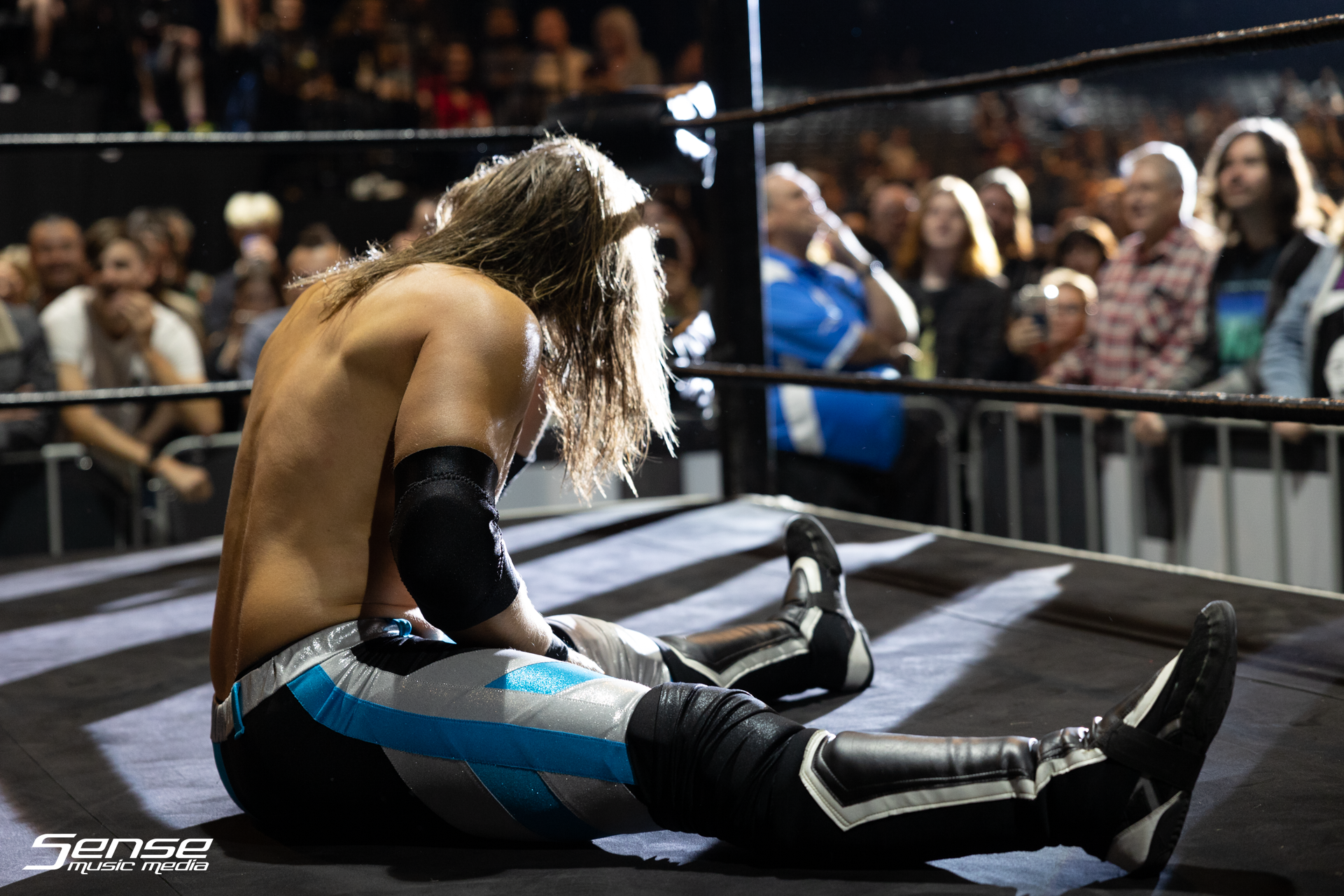WRESTLING - Eaton's Hill-3.png