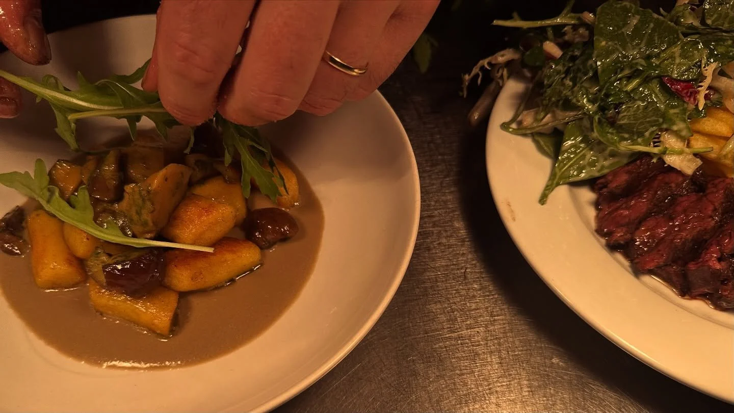 Our October menu is sooooo good — filling you and our space with all of the autumnal energy we love.🍂🌞🫶🏽
We’re back in from Wednesday with all this and more - see you soon!
Big love,
K&S x