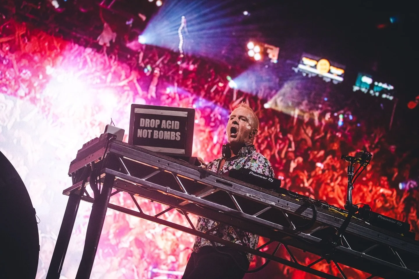 FatBoy Slim
Headlining Latitude Festival 
On behalf of @feats.live 
(Full recap article now LIVE)