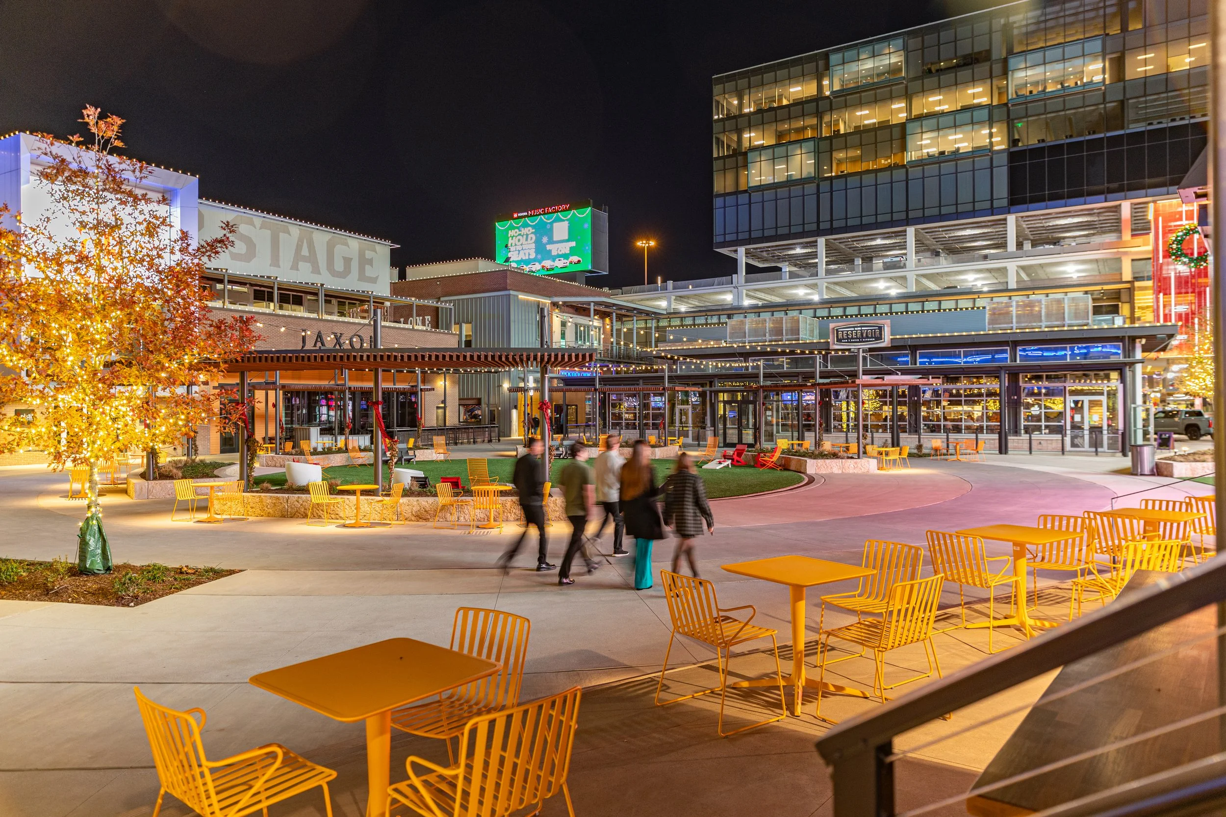 Toyota Music Factory_37.jpg