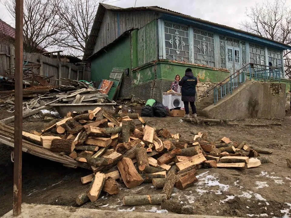 Bringing Warmth and Essentials to a Vulnerable Family of 11