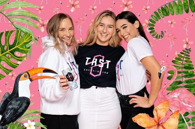 Campain shoot for @torstdrikke #torstdrikke #tørst #portraits #portrait #portraits_ig #pixel_ig #portraiture #expofilm3k #portrait_perfection #portraitstyles_gf #snowisblack #portraits_universe #featurepalette #bleachmyfilm #portraitmood #featurepale