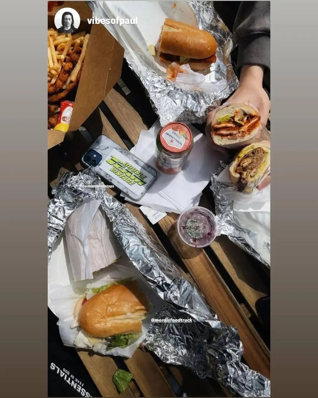 Happy Monday! We are OPEN 10am-8pm and available for pickup or delivery via @ubereats @postmates 

Thanks @vibesofpaul for the great photo!

#MordisSandwichShop #jerseycity #Monday #mondaymotivation #sandwichshop #sandwiches #salads #burgers #fries #