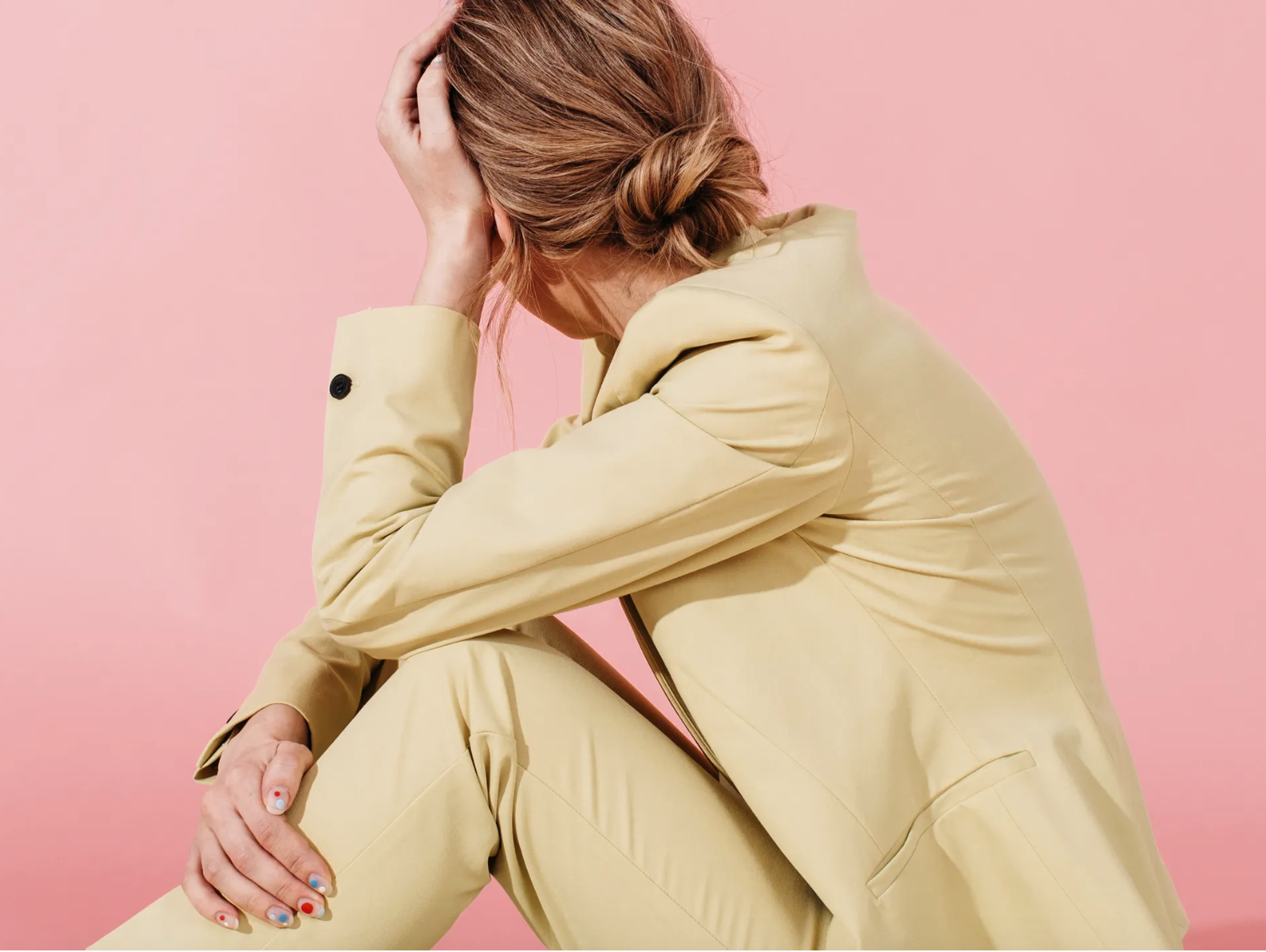 5 Bad Habits That Are Making Your Anxiety Worse, According to Psychologists