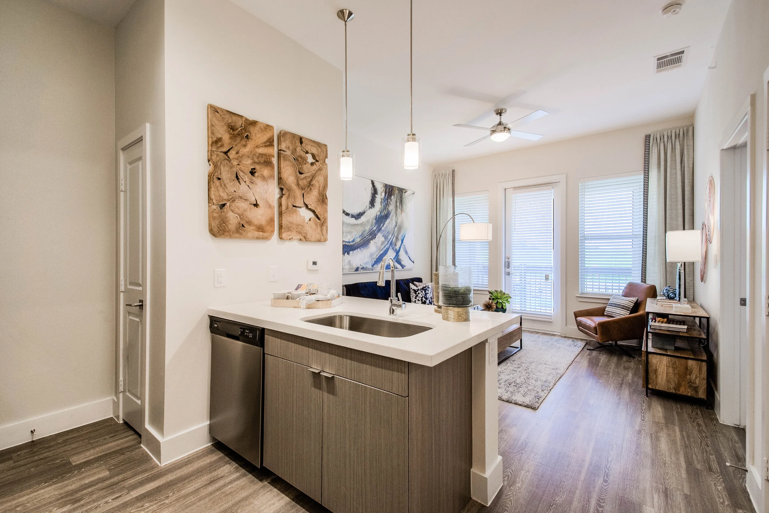 Arlington Commons- Arlington, TX - Kitchen.jpg