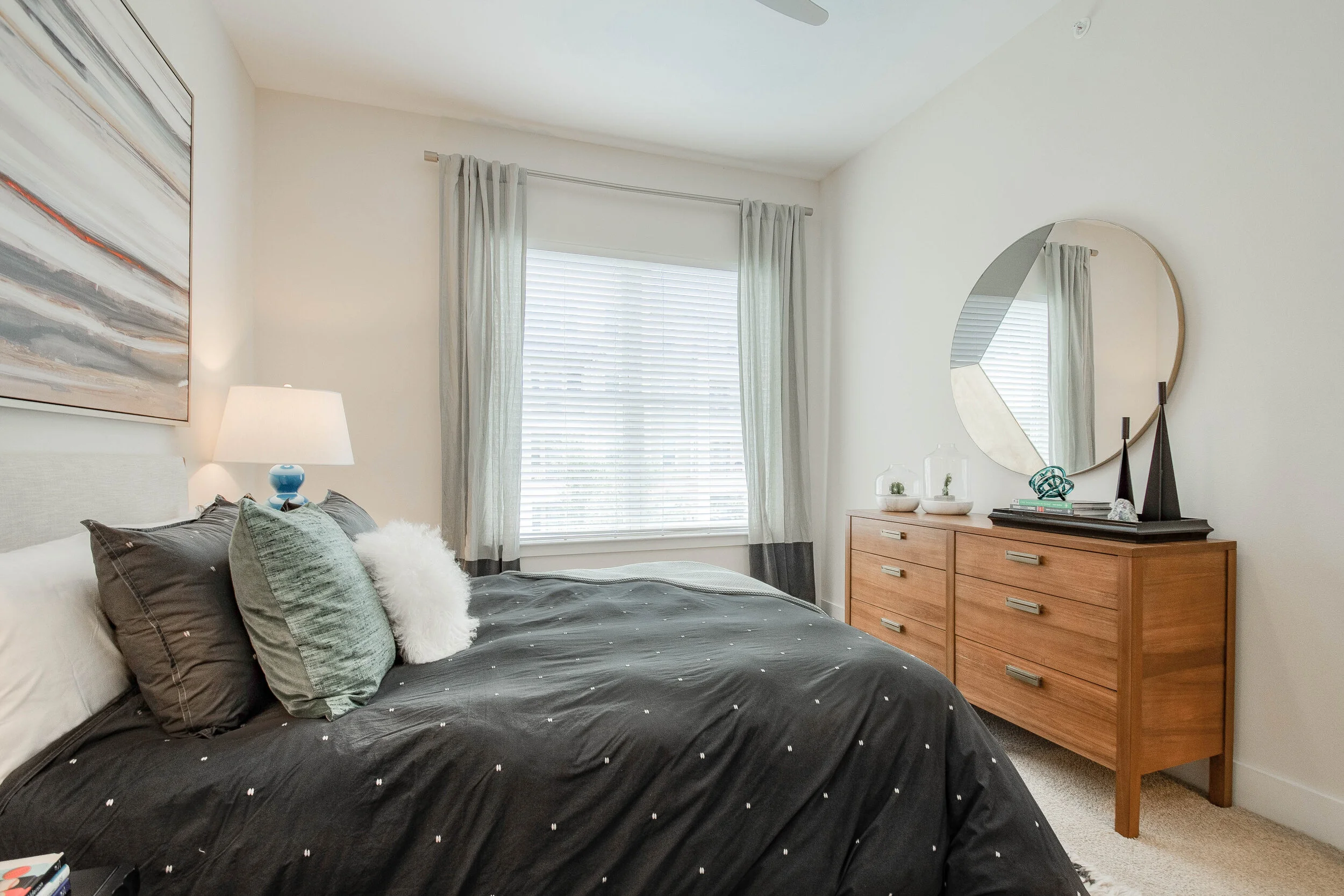 Arlington Commons- Arlington, TX - Bedroom- Natural light - Multifamily.jpg