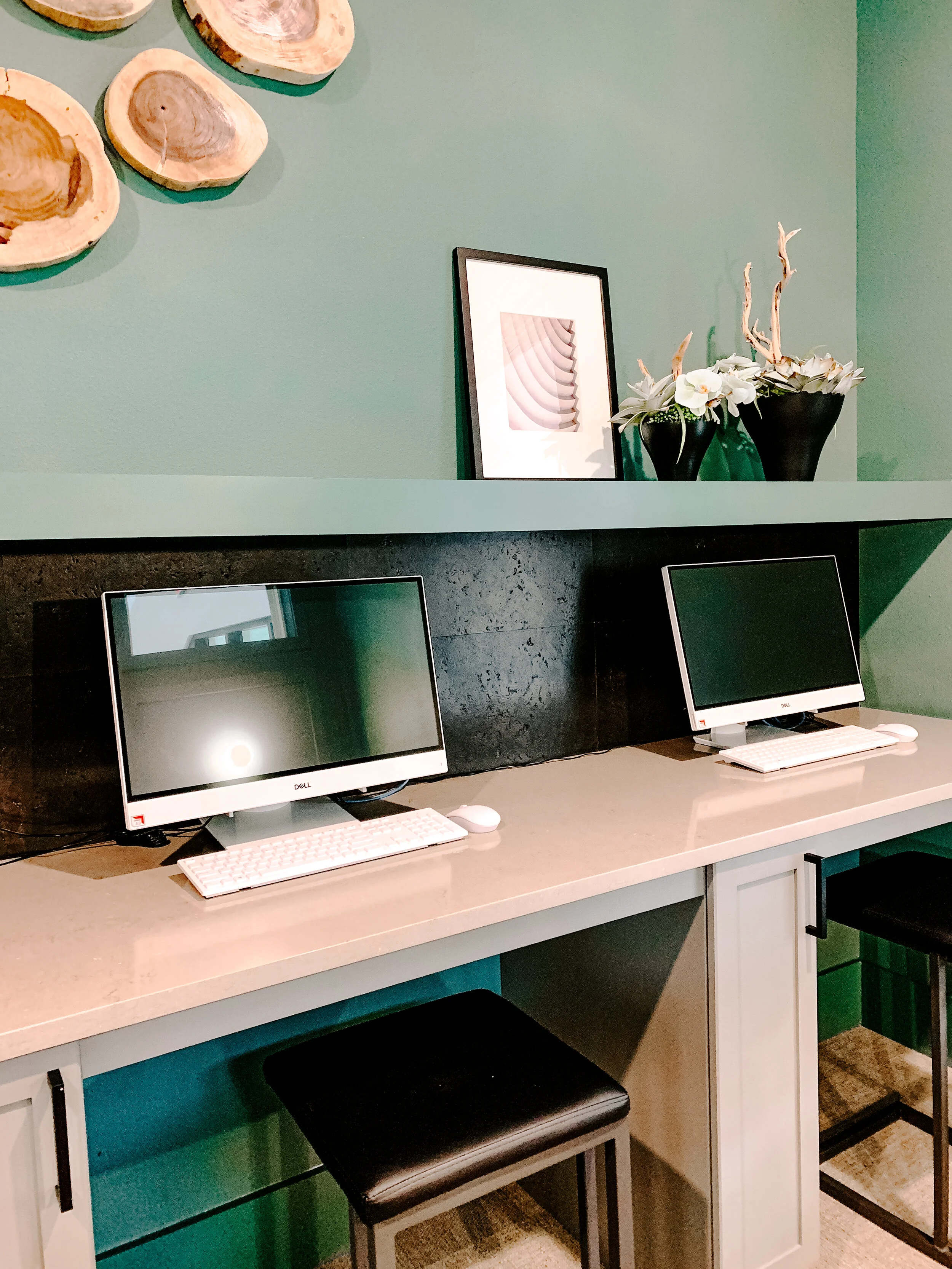 Wells Junction - Wells Branch, TX- Work Space- Amenitie- Flex Space.jpg