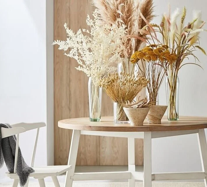 This pup loves snacks and your renters have dogs that will too! Display treats in the leasing office, but do so with a stylized flair. Include a tray with decorative containers and fill them with milk bones!