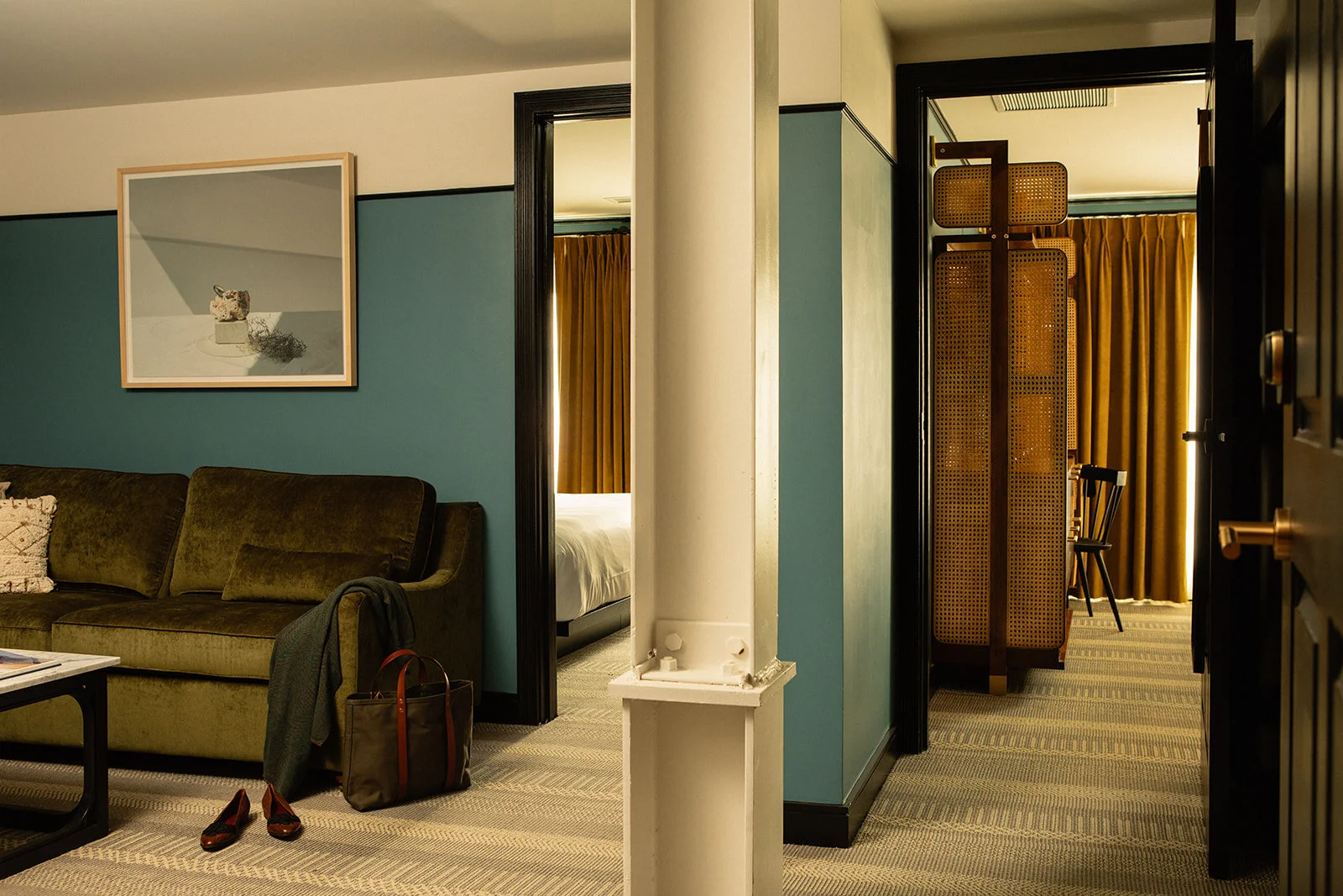 5f11d4209871ee7e10c4410b_Emeline Rooms_062020_2.jpg
