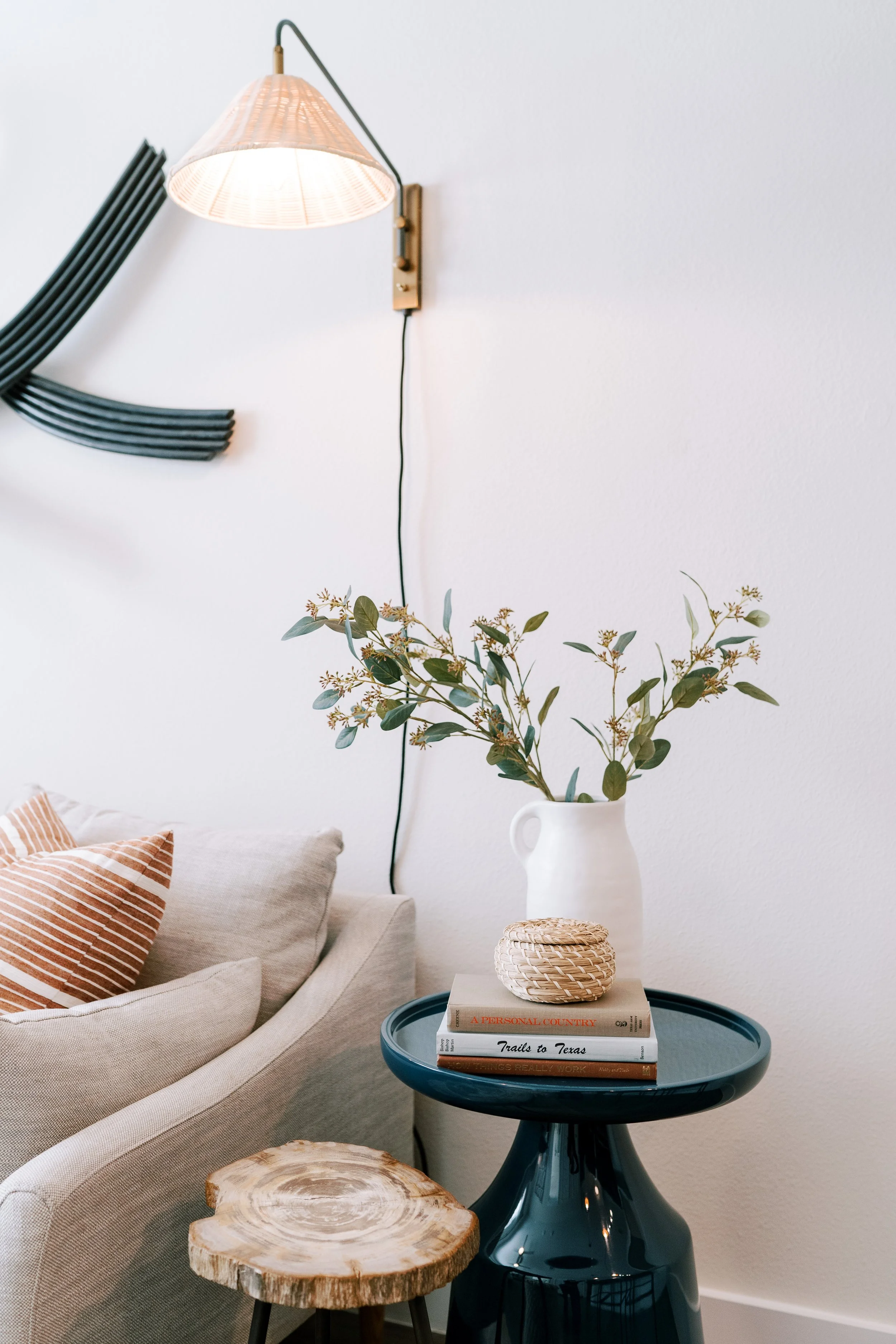 Arlington Commons - Arlington, TX - Styled - Details.jpg