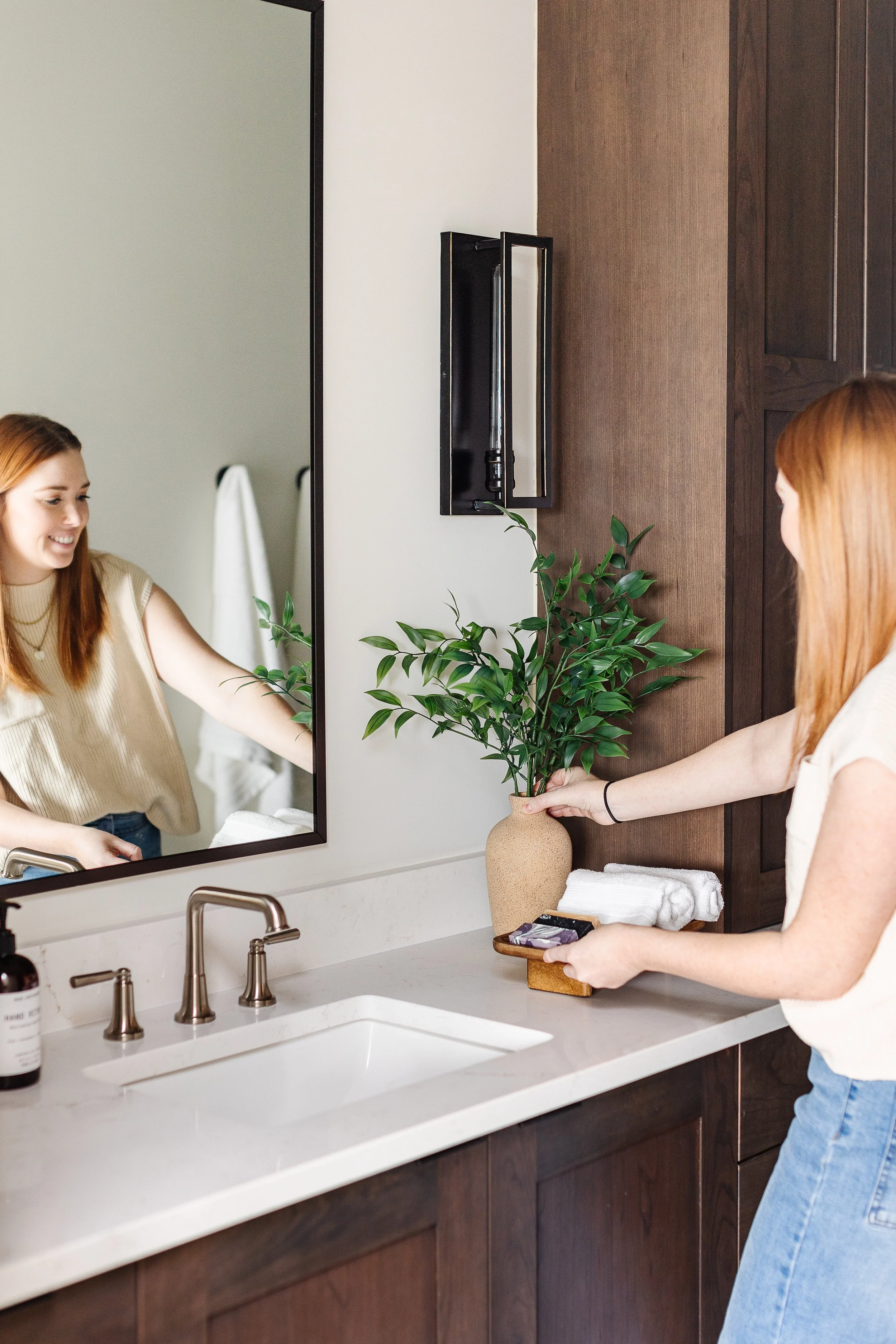 Workshop- Linkside- Irving- Bathroom- Details- Restore.jpg
