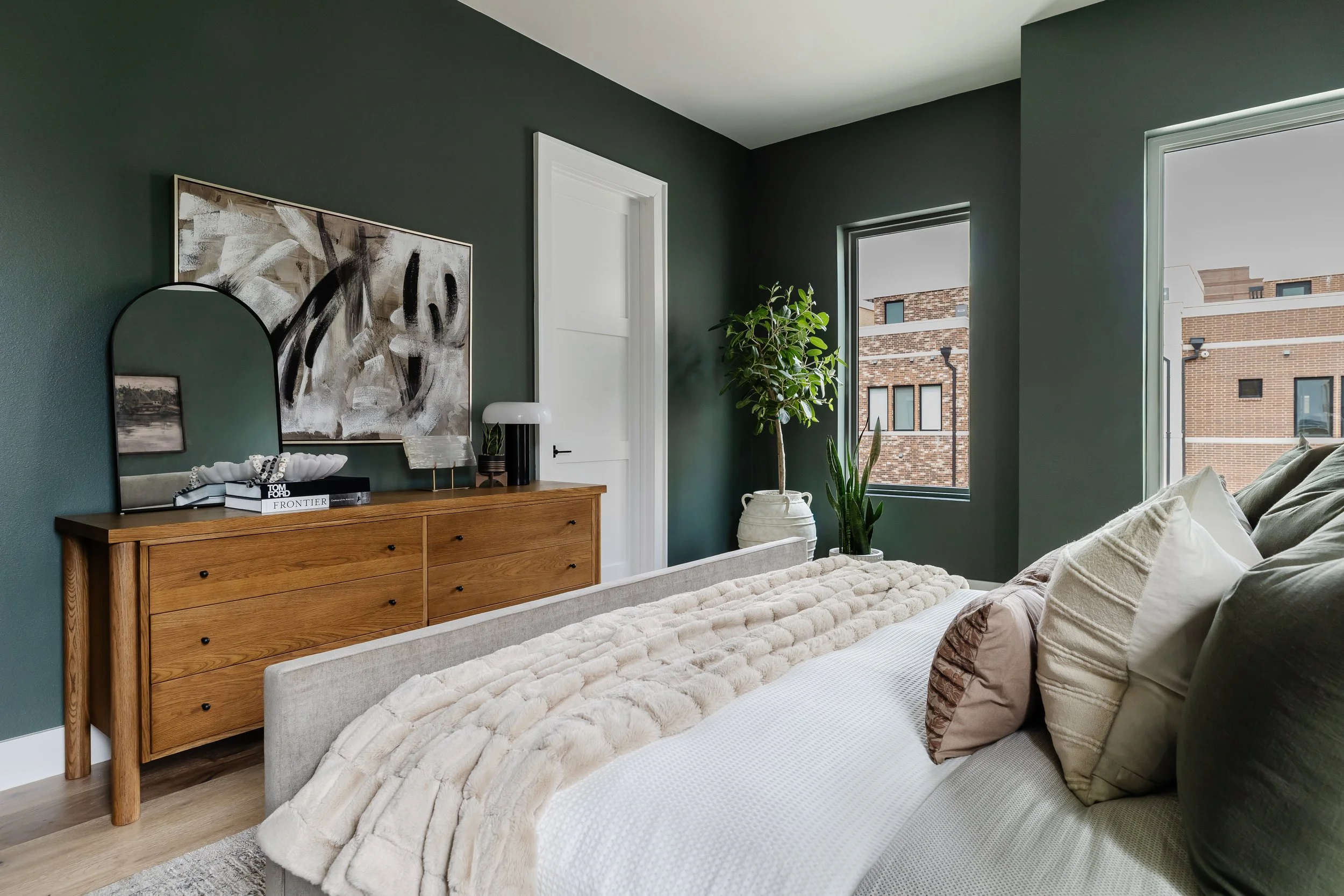 Grapevine Brownstone + Grapevine, TX + Bedroom + Luxury.jpg