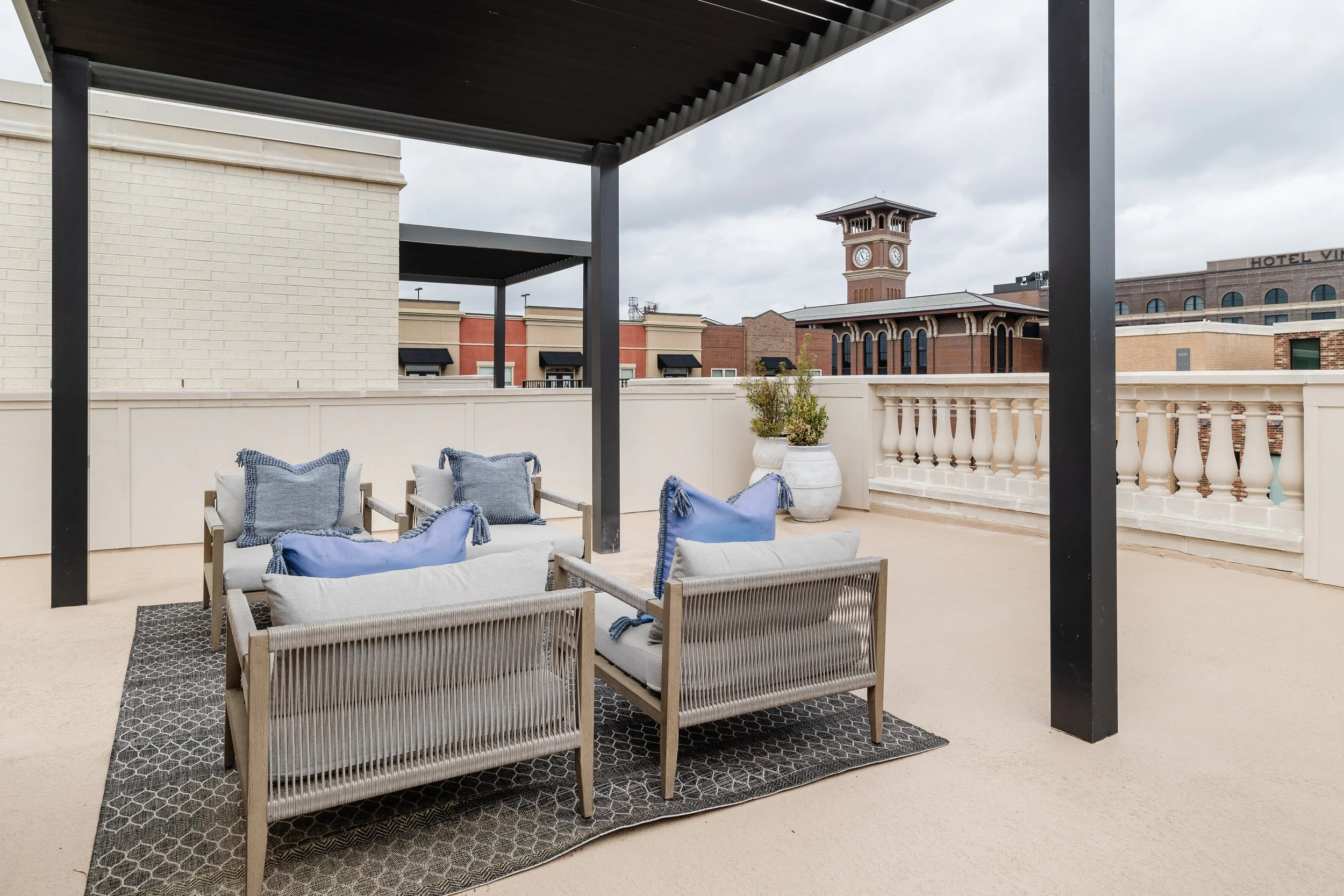 Grapevine Brownstone + Grapevine, TX + Rooftop terrace.jpg