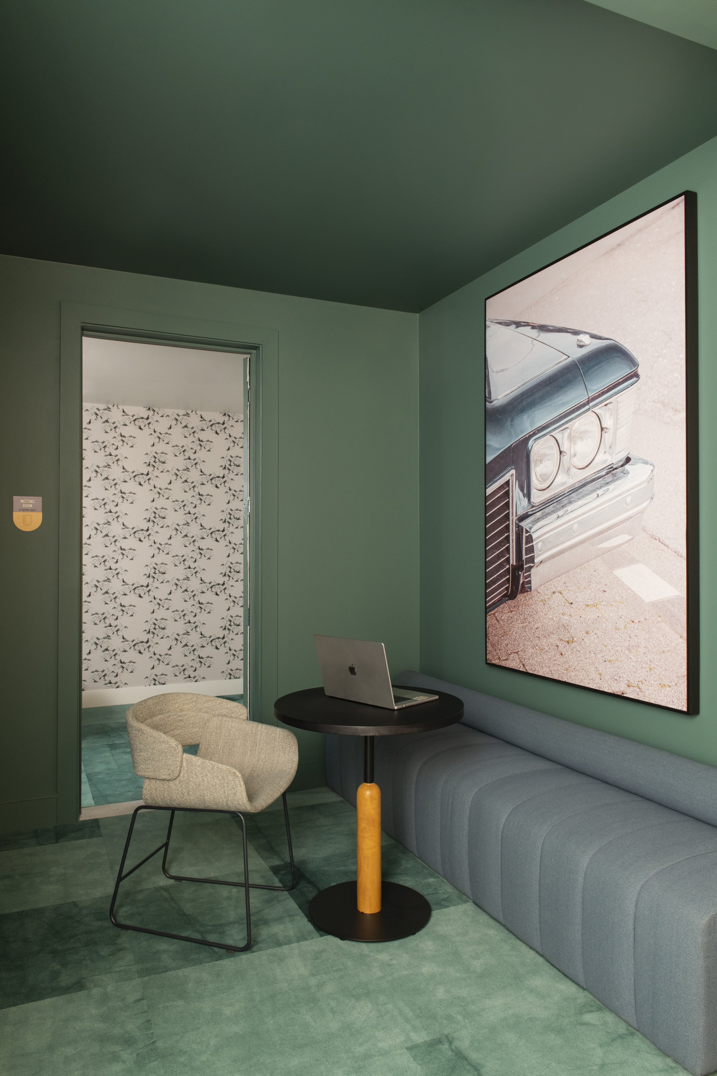 Uniti Montrose + Houston + Zoom Room + Flexible Working.jpg
