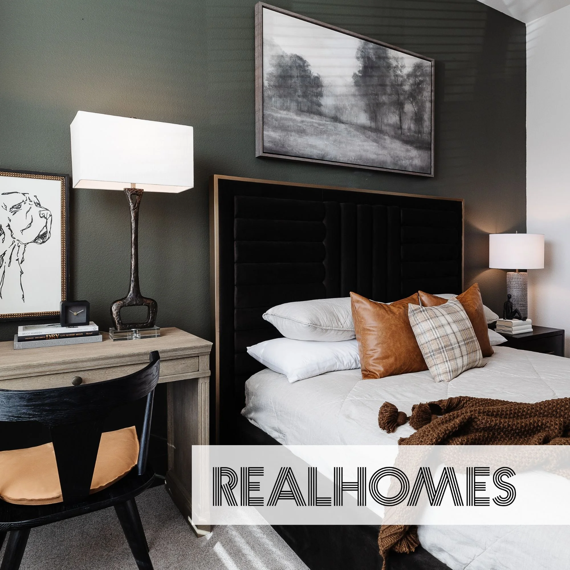 Small bedroom accent wall ideas — 5 dreamy designs you can do yourself //  Our interior designers love using these small bedroom accent wall ideas