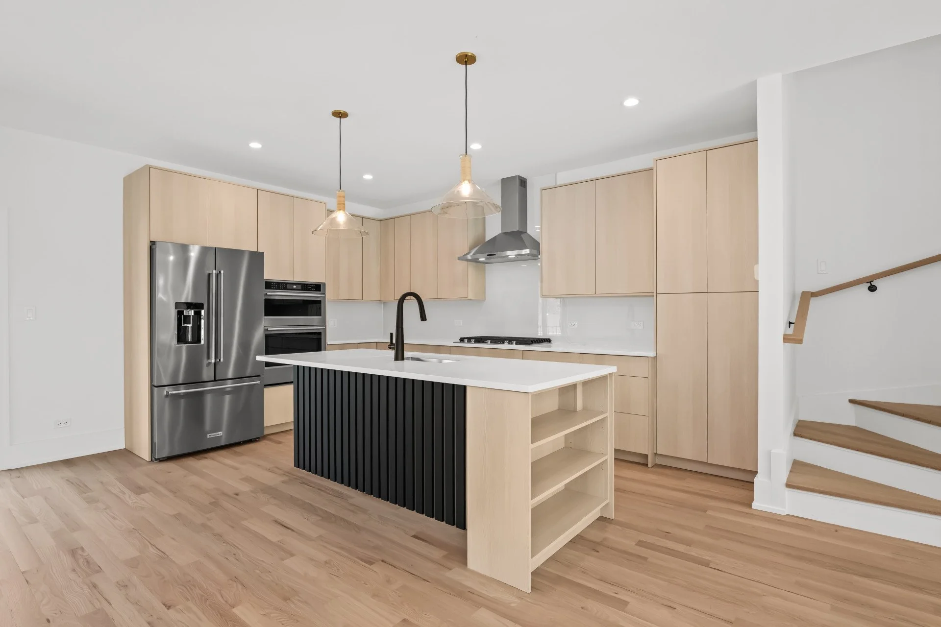 001_hdr_511256_1kitchena1.jpg